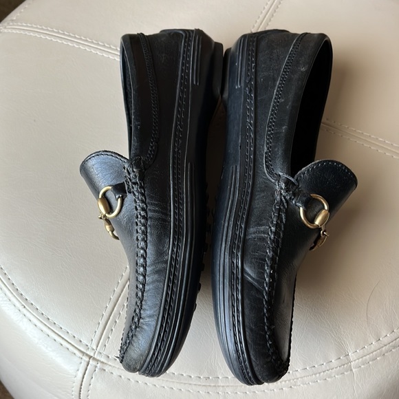 NOT FOR SALE. Gucci Loafers Black 6.5 Gold Hardware - Picture 8 of 16